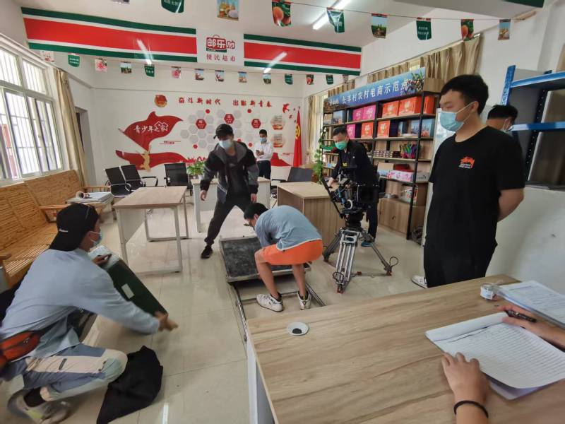 追星女孩心理学分析报告：香河县广告片拍摄公司揭秘饭圈应援式传播逻辑